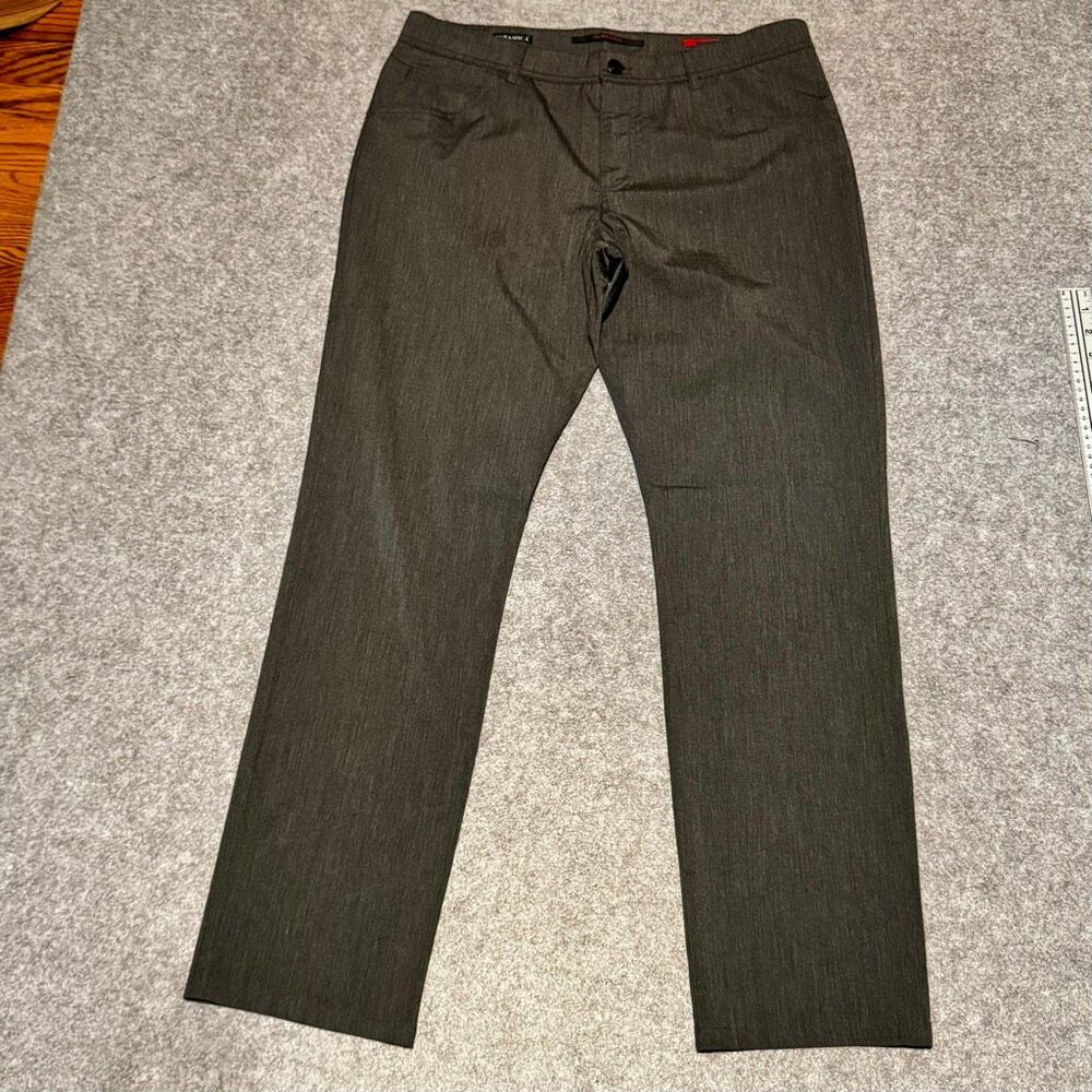 Alberto Ceramica STONE Modern Fit flat Front Men’s Pants. Gray. Size 34.